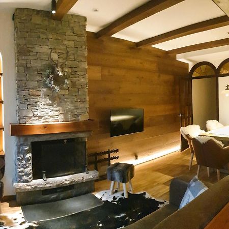 Casa Matilda - Apartamento Con Chimenea, Vistas, Rustico-Elegante En El Centro Sant Joan de les Abadesses Kültér fotó