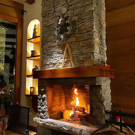 Casa Matilda - Apartamento Con Chimenea, Vistas, Rustico-Elegante En El Centro Sant Joan de les Abadesses Kültér fotó